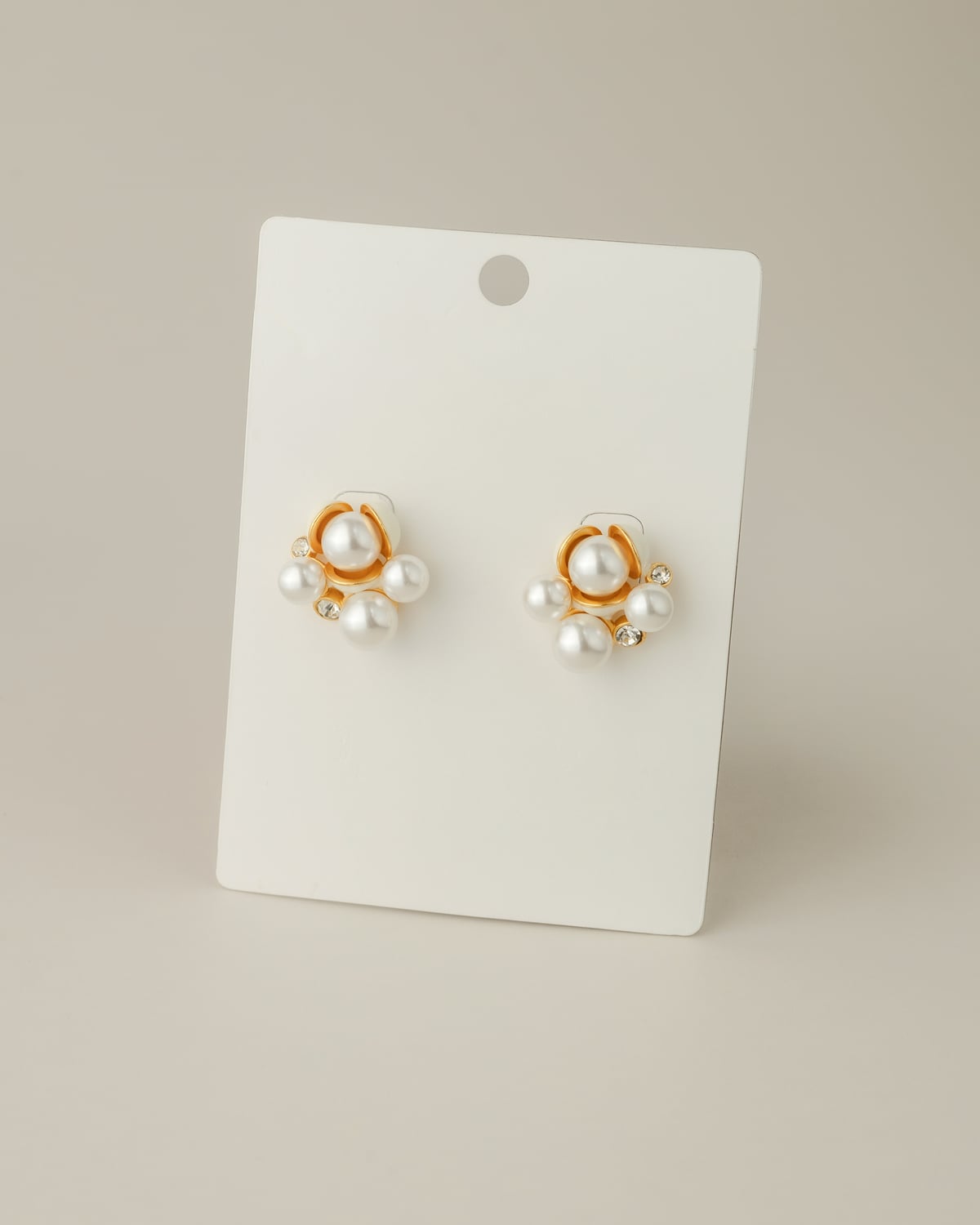Golden Pearl Cluster Earrings detail